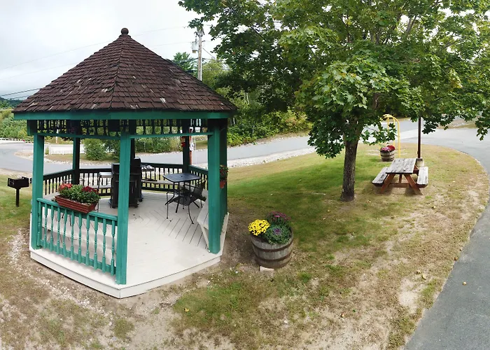 Attitash Marketplace Motel