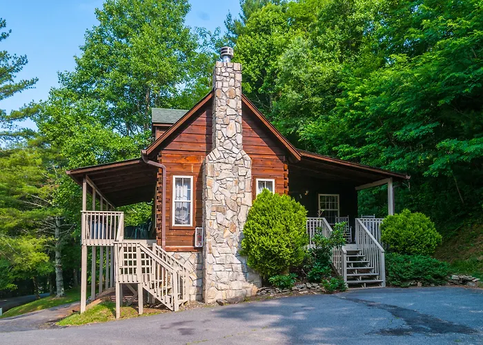 Highland Hills Motel & Cabins