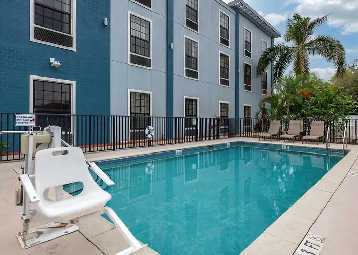 Best Western Plus Bradenton Gateway Hotel