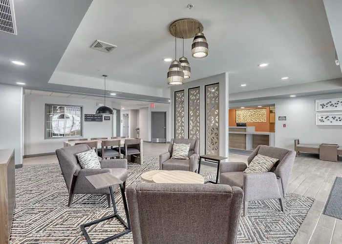 Candlewood Suites Milwaukee Airport - Oak Creek By Ihg Greendale