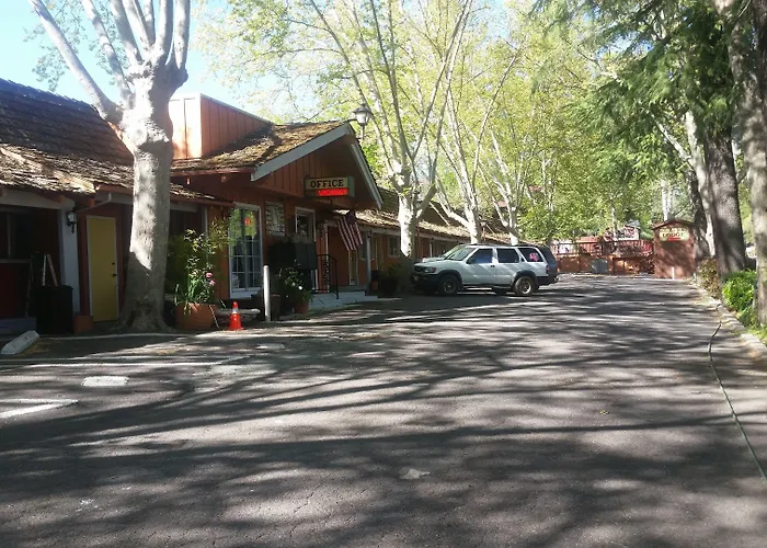 The Gold Lodge Sonora