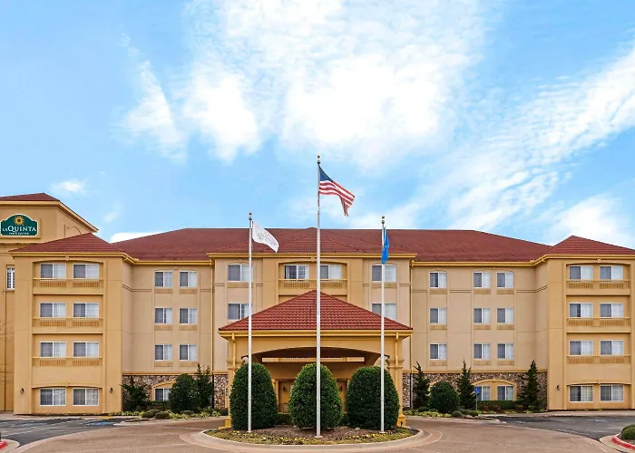 La Quinta By Wyndham Stillwater -University Area