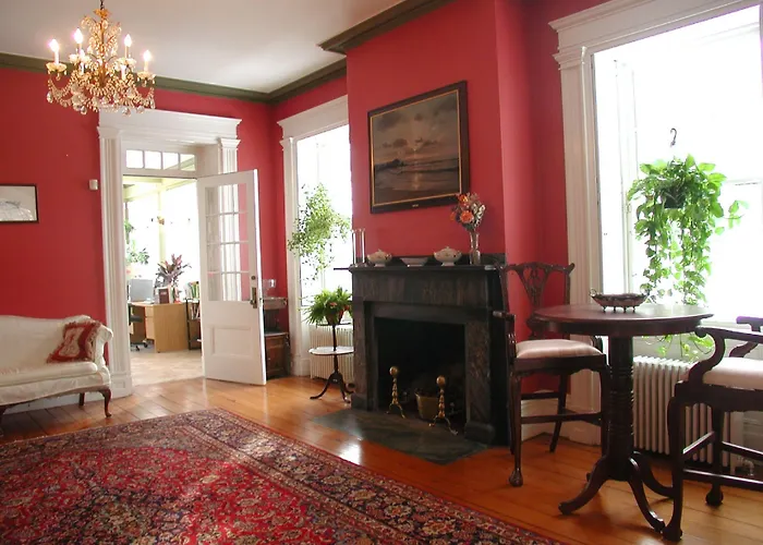 Delano Homestead Bed And Breakfast Fairhaven