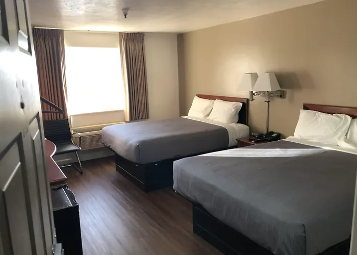 Ameri-Stay Inn & Suites