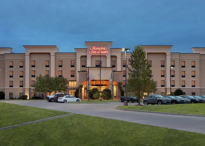 Hampton Inn & Suites Pine Bluff