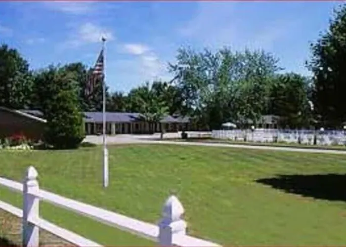 The Tallwood Motel