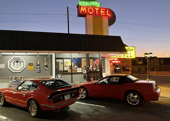Highlander Motel