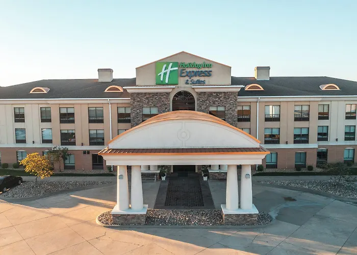 Holiday Inn Express Hotel And Suites Saint Robert By Ihg