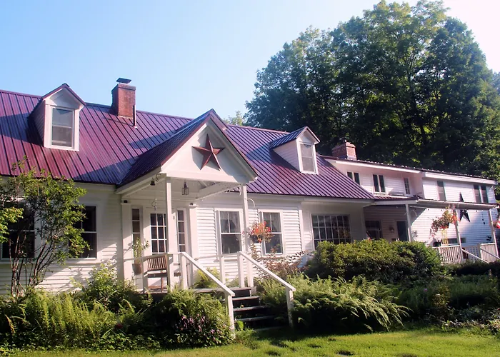 The Buttonwood Inn On Mt. Surprise