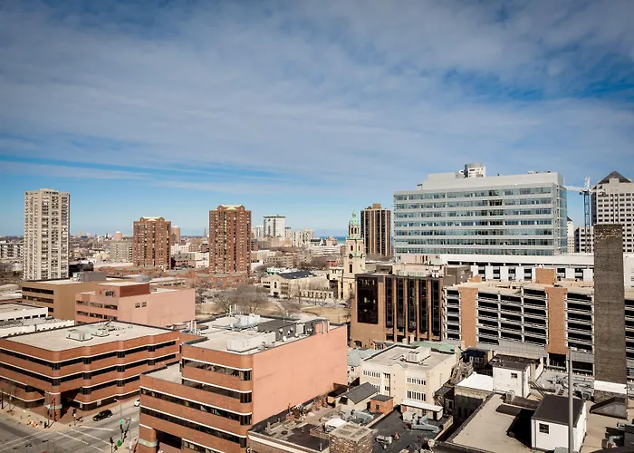 Milwaukee Athletic Club Hotel