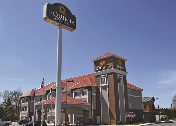 La Quinta By Wyndham Chambersburg Hotel