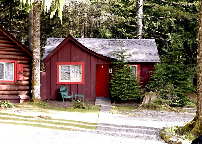 Gateway Inn & Cabins