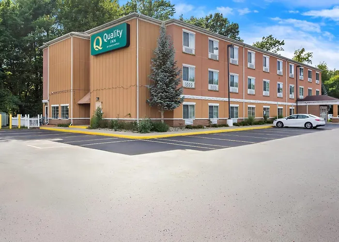 Quality Inn Near Interstate I94 New Buffalo