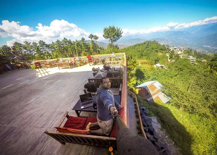 Peaceful Cottage & Cafe Du Mont Nagarkot