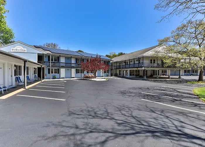 The Even'Tide Motel Wellfleet