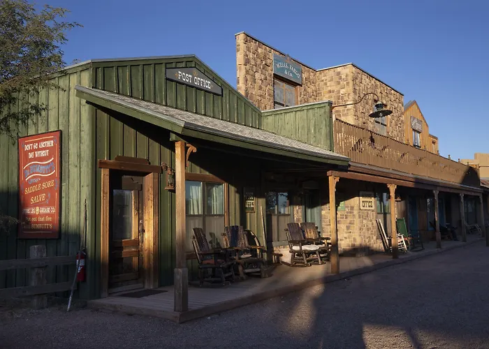 Tombstone Monument Guest Ranch Hotel