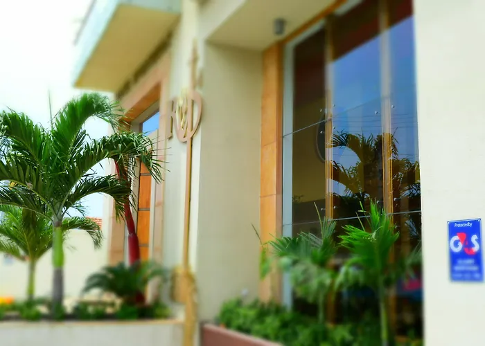 Roots Hotel Apartment Accra