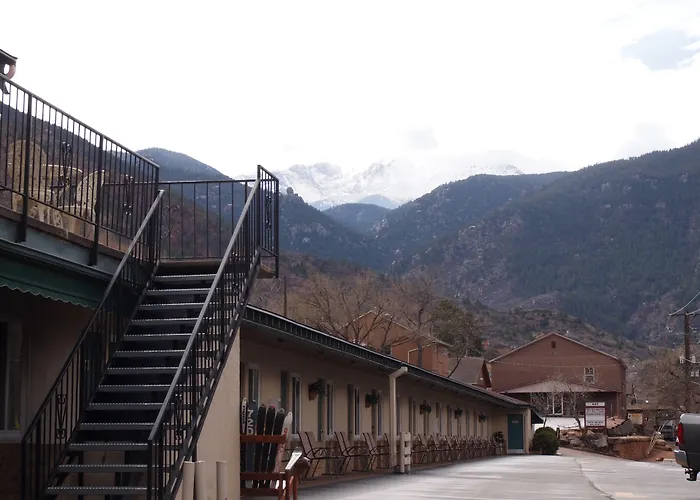 Eagle Motel Manitou Springs