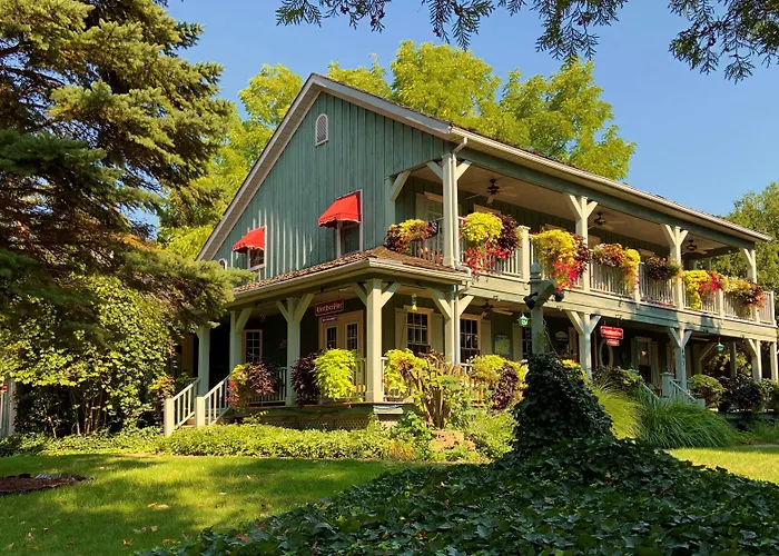 Weatherpine Inn