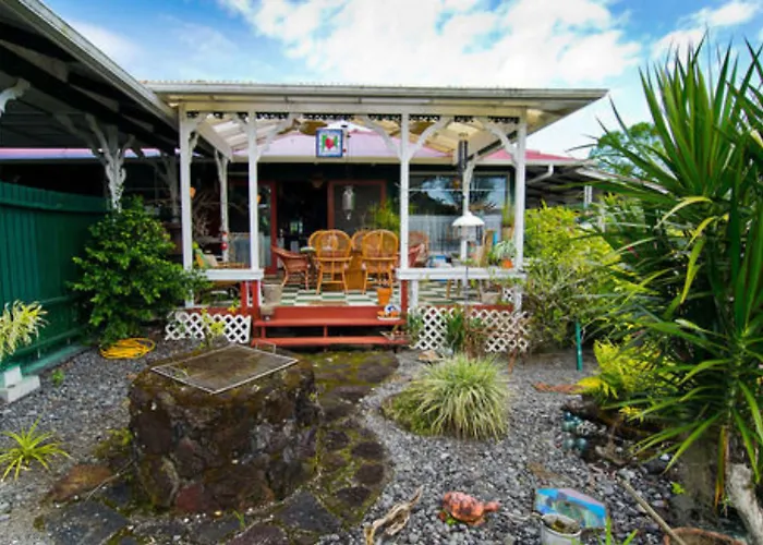 Hale Kawehi Bnb Guesthouse