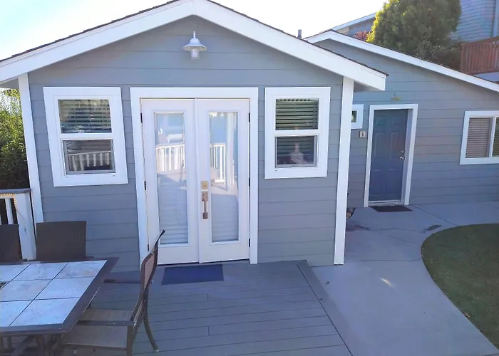 Ocean Echo Inn & Beach Cottages Capitola