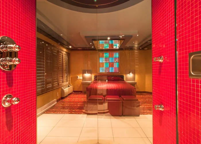 Le Chabrol Hotel & Suites Montreal