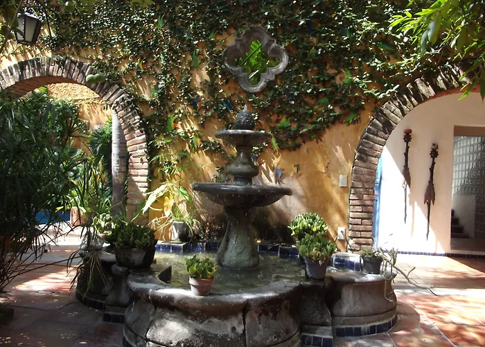 Casa Tlaquepaque Hotel