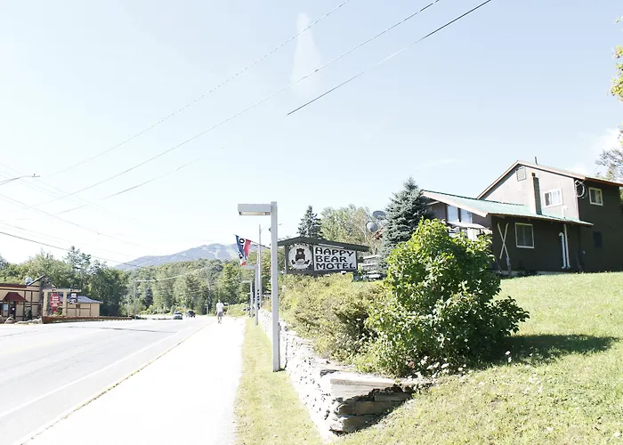 Happy Bear Motel Killington