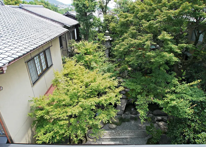 Gion Ryokan Q-Beh