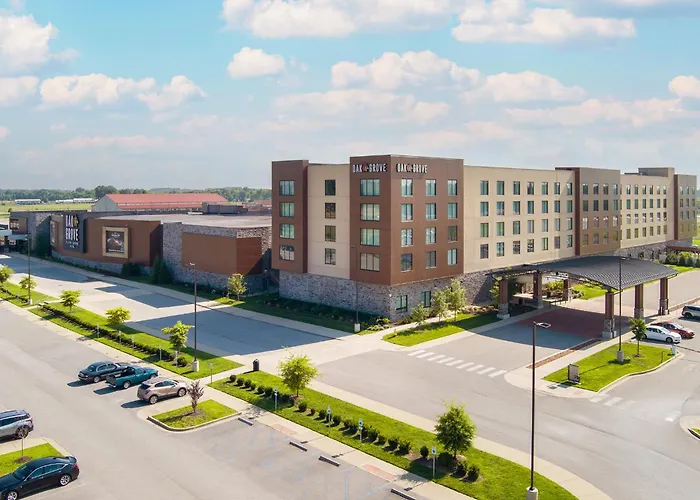 Oak Grove Racing Gaming & Hotel
