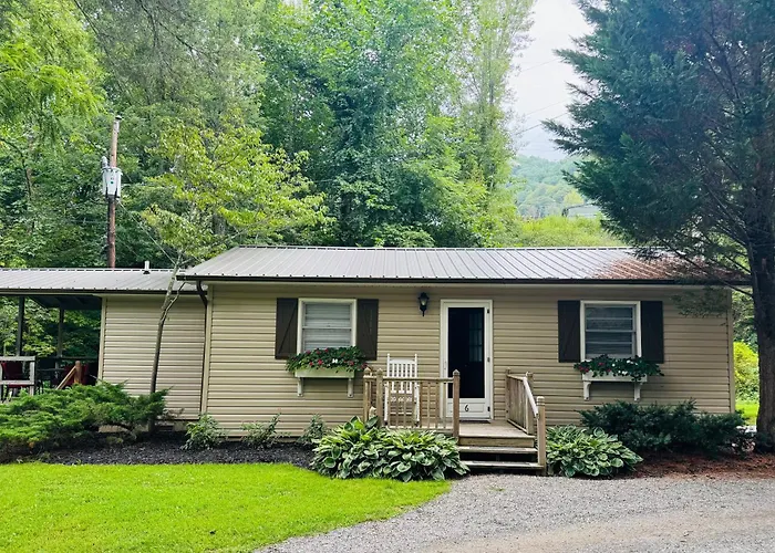 Cozy Creek Cottages Maggie Valley