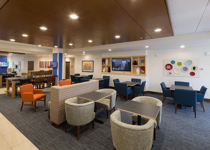 Holiday Inn Express Rochester Hills By Ihg