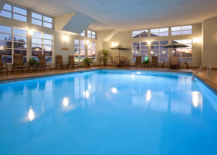 Grandstay Hotel & Suites - Glenwood