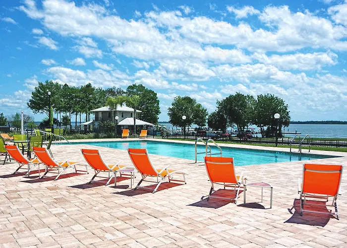 Key West Resort - Lake Dora Tavares