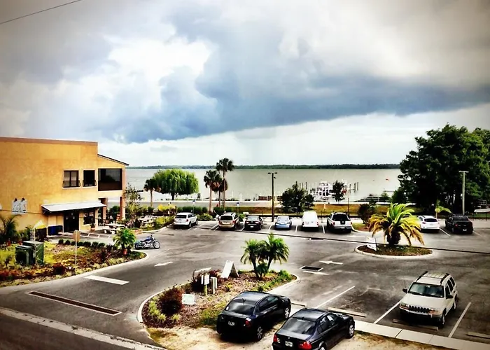 Key West Resort - Lake Dora Tavares