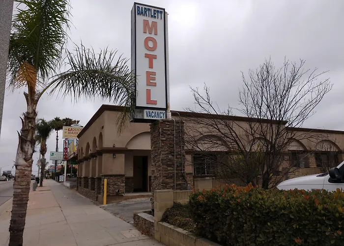 Bartlett Motel Lomita