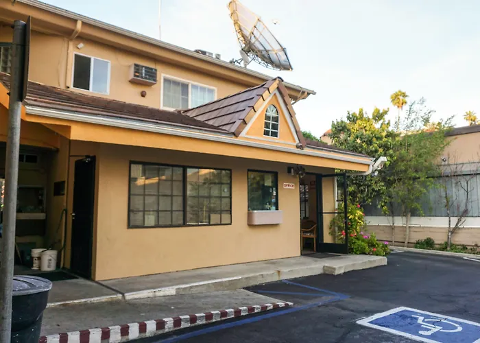 Hollywood La Brea Inn West Hollywood