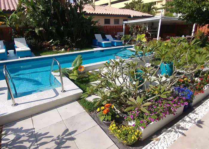 Downtown Hollywood Boutique Hotel (Adults Only)