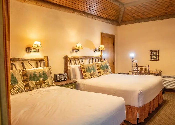 Finger Lakes Lodging Skaneateles