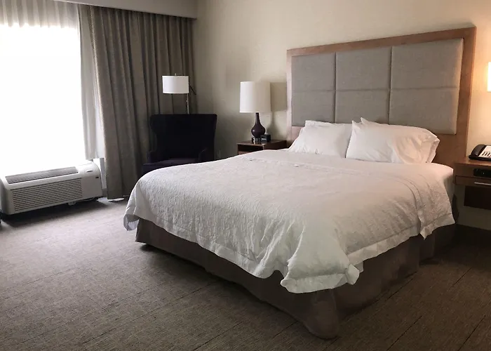 Hampton Inn & Suites - Knoxville Papermill Drive, Tn