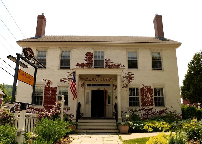 Butler House Bed & Breakfast Stowe