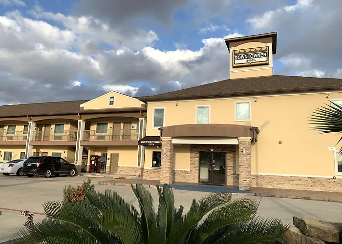 Downtowner Inn Westfield
