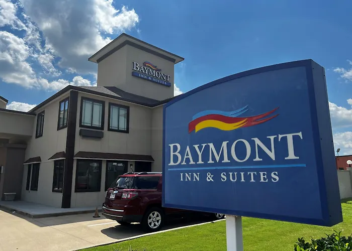 Baymont By Wyndham Bryan College Station Hotel
