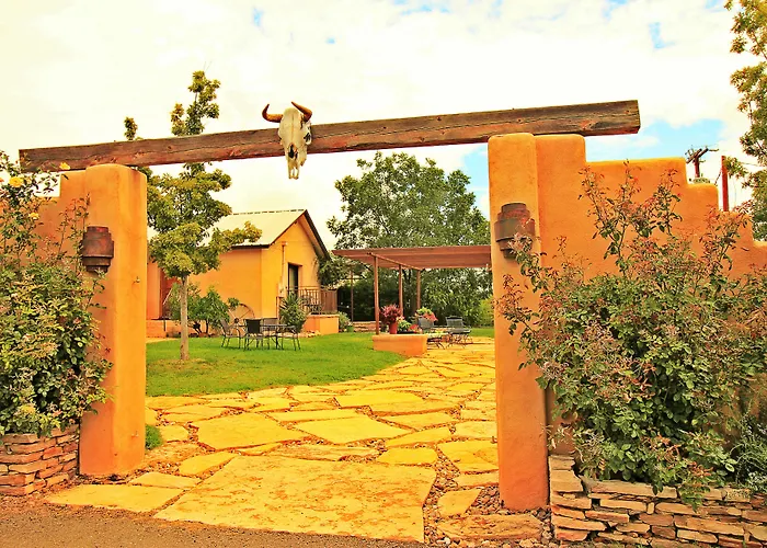 The Maverick Inn Alpine