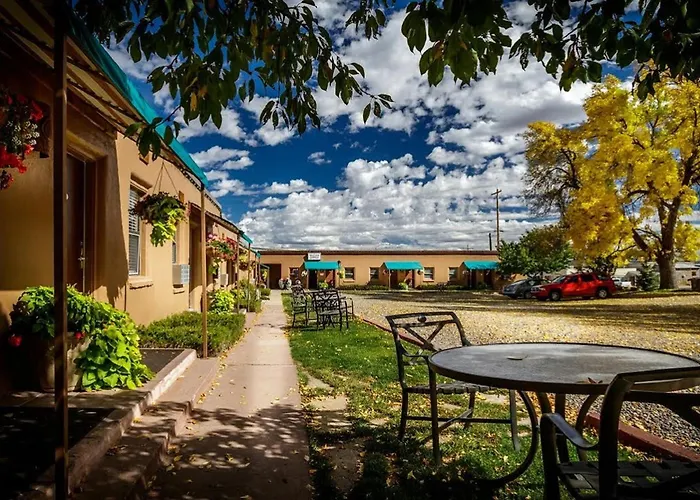 Stone Lizard Lodge Blanding