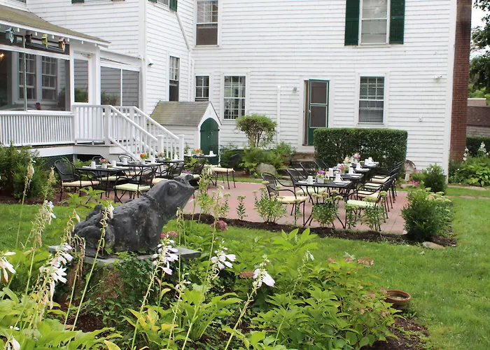 Village Inn Yarmouth