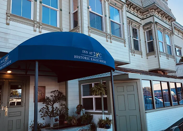 The Inn At 2Nd & C