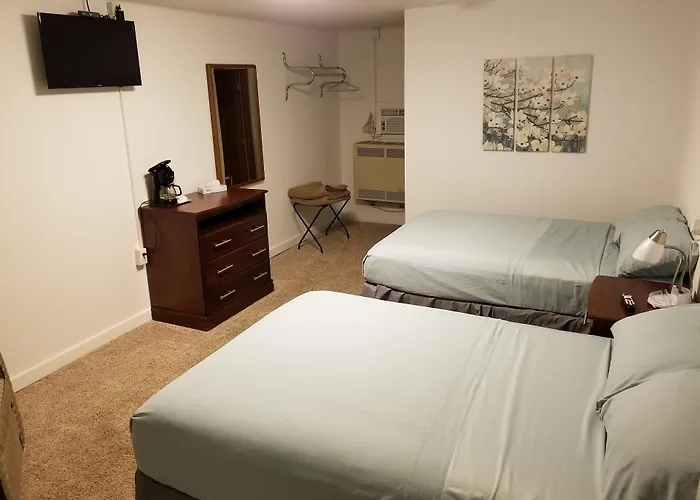 Lake Land Inn