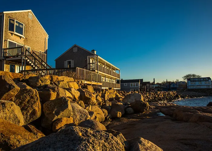 Bearskin Neck Motor Lodge Rockport