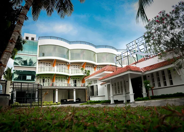 Ceylon Sea Hotel
